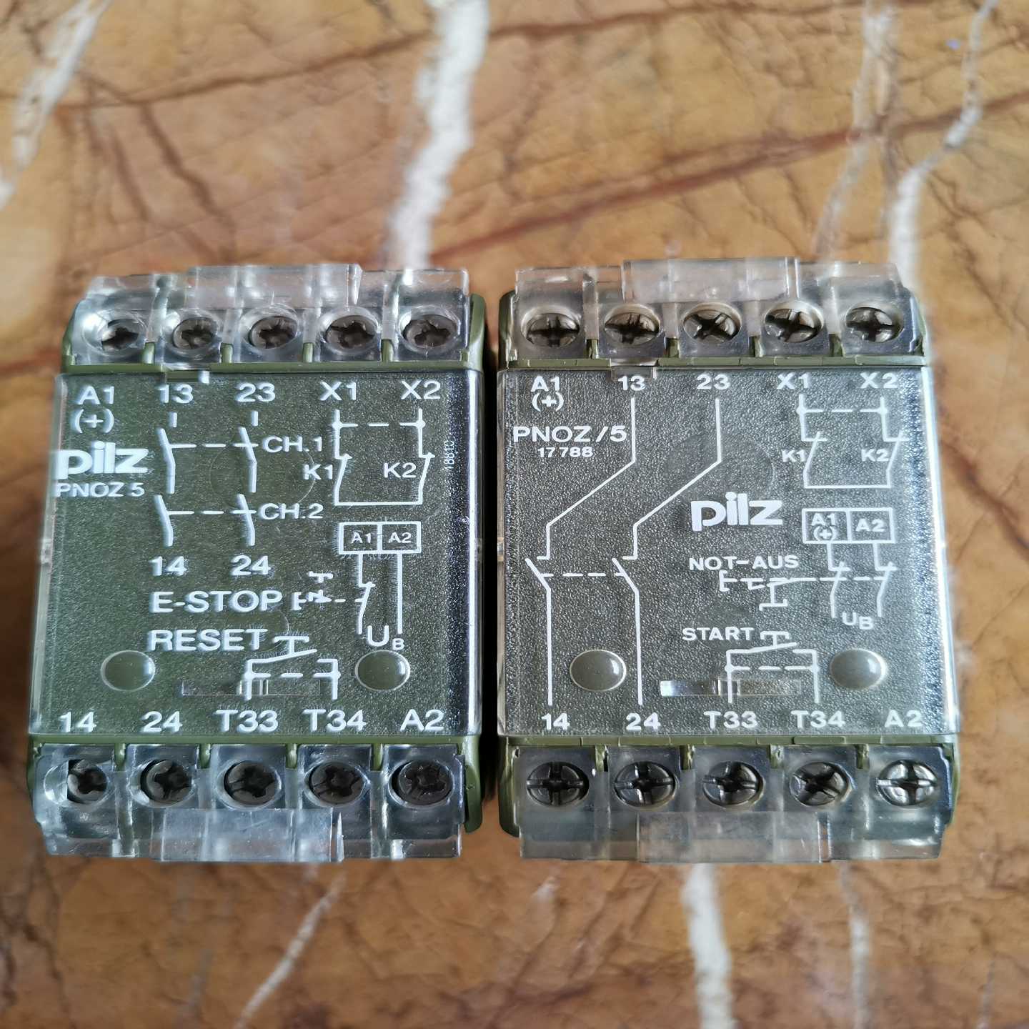 议价i继电器/524V2两个，适用