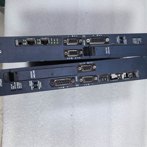 GE iC698CPE030-GJ，两个  成色如图，不会测-议价