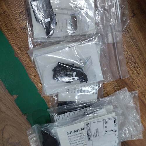 西门子SIEMENS 3VA9988-0AA12辅助开关，全-议价