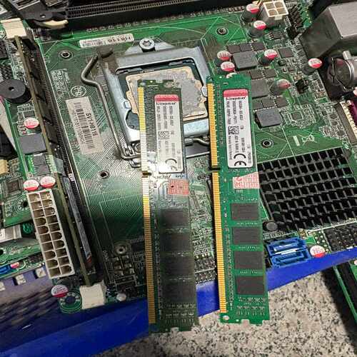 （议价）金士顿条DDR34G1600单面有几百条打出有来