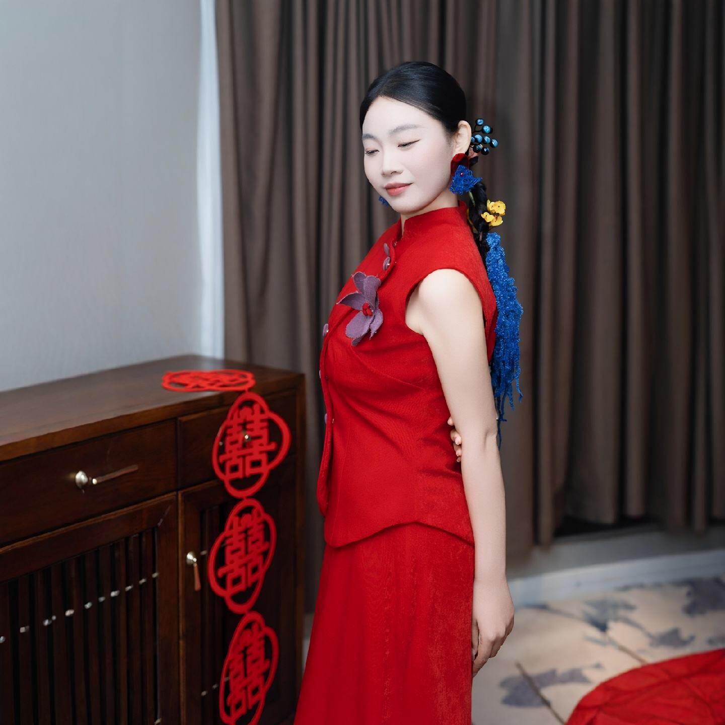 新中式长条梅花喜子拉花客厅沙发装饰拉花婚房布置一整套场景装扮