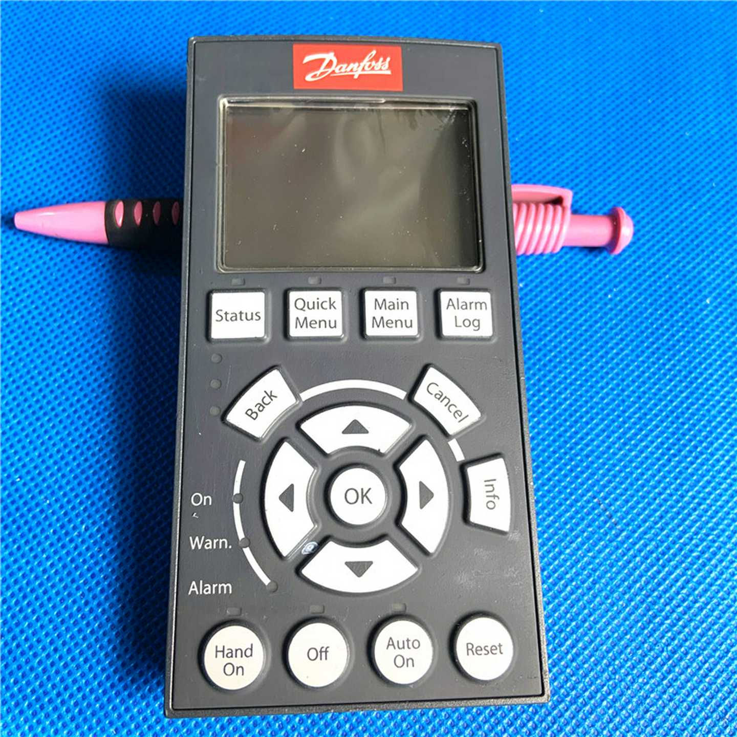 丹佛斯变频器LCP102显示器301/302/102操作控制面板键盘130B1107