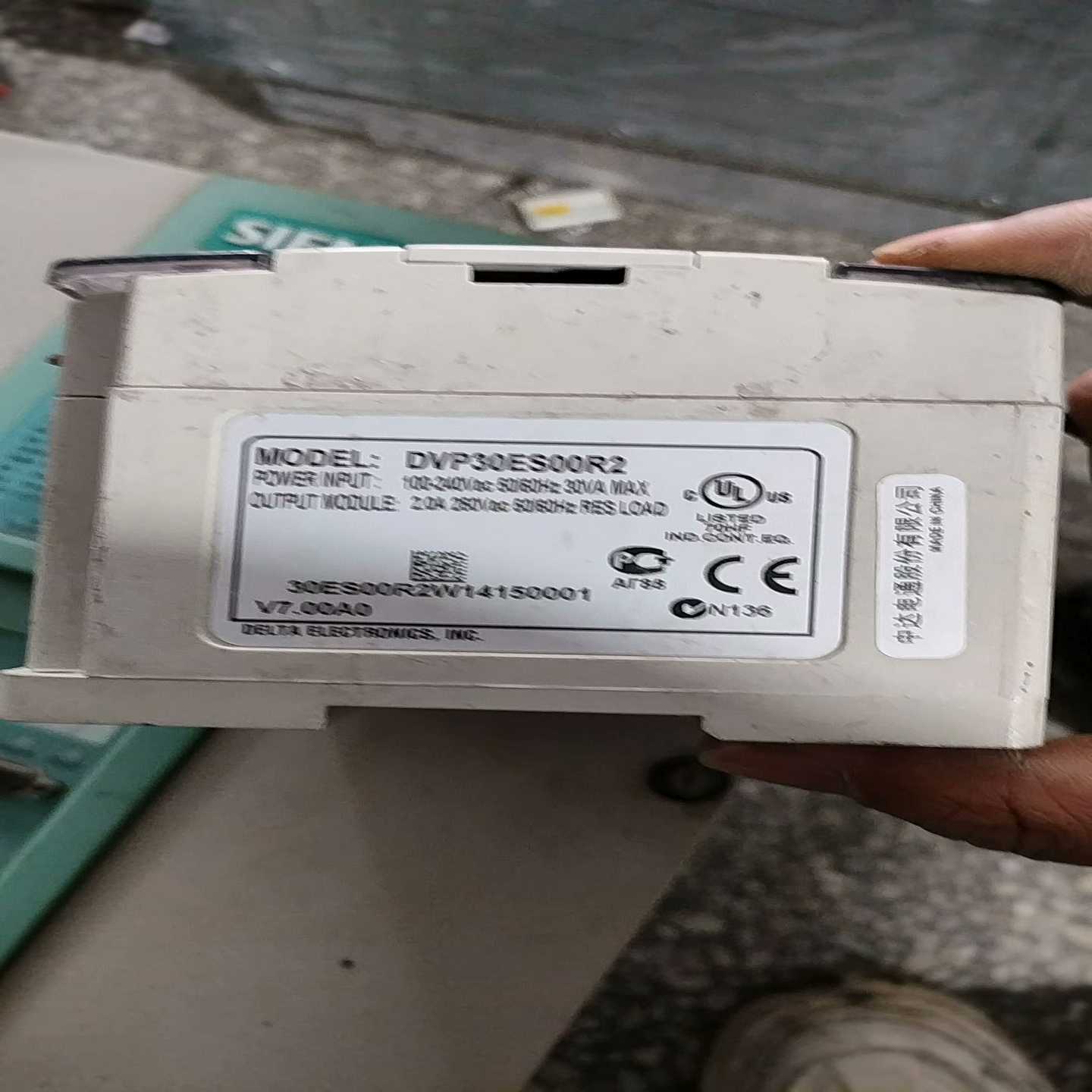 台达可编程控制器DVP30ES00R2，二手正常拆机，实物图--议价商品
