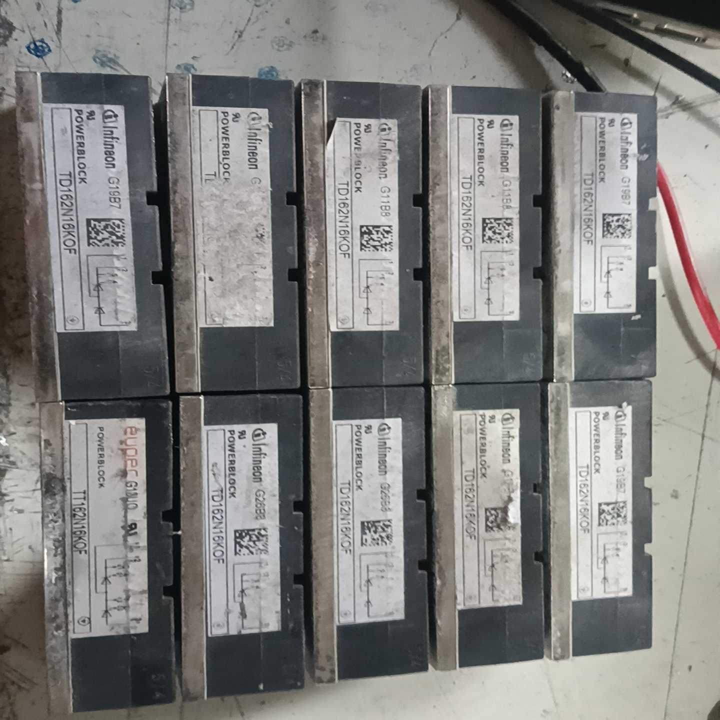 Infineon英飞凌单边可控硅模块TD162N16K询价