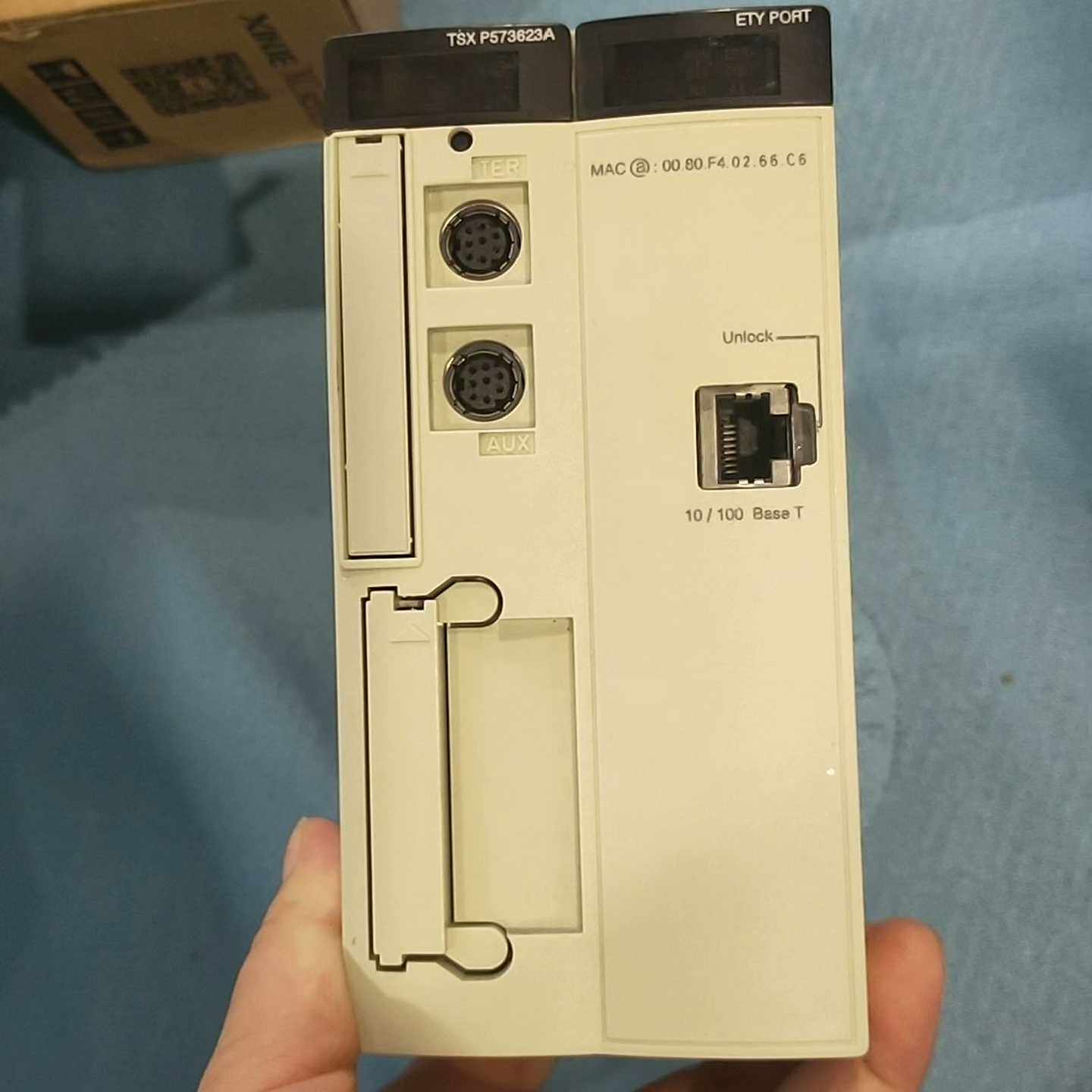 询价施耐德PLC模块，型号是TSXP573623A，功能正常，