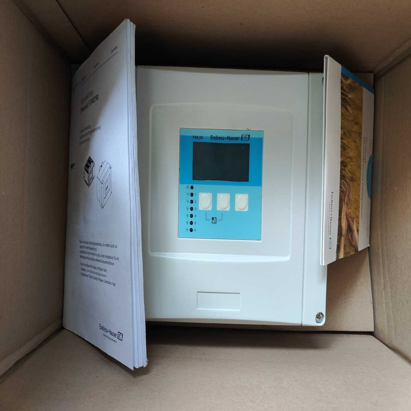 EH变送器及超声波探头FMU90一R11CA111询价