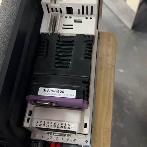 艾默生CT驱动器M701-054-00270A  DST14-议价