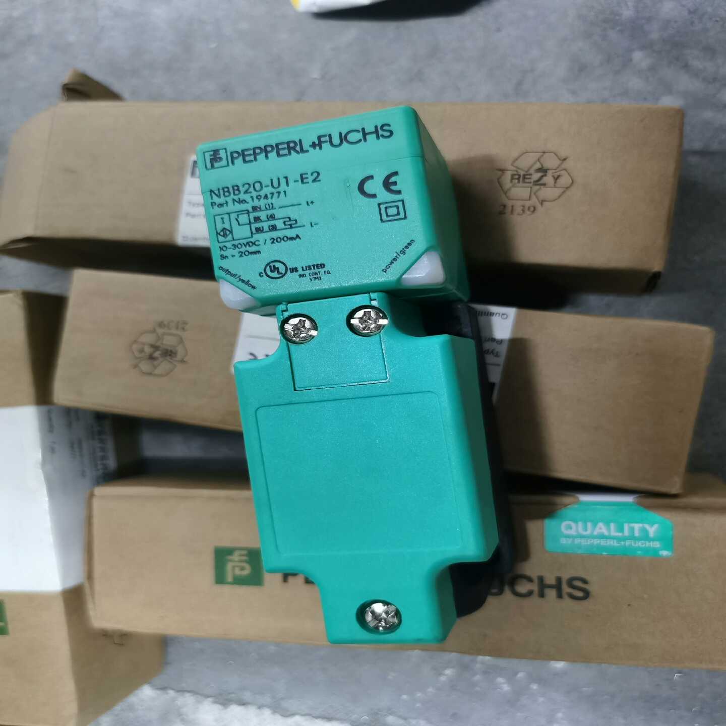 咨询-倍加福方形接近开关传感器NBN30-U1-A2-T灵