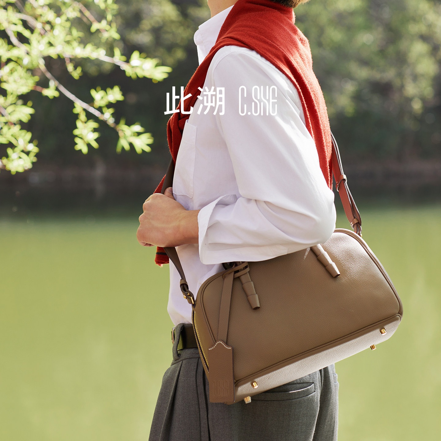 此溯Togo皮波士顿包包2026新款真皮女包单肩斜跨手提保龄球枕头包
