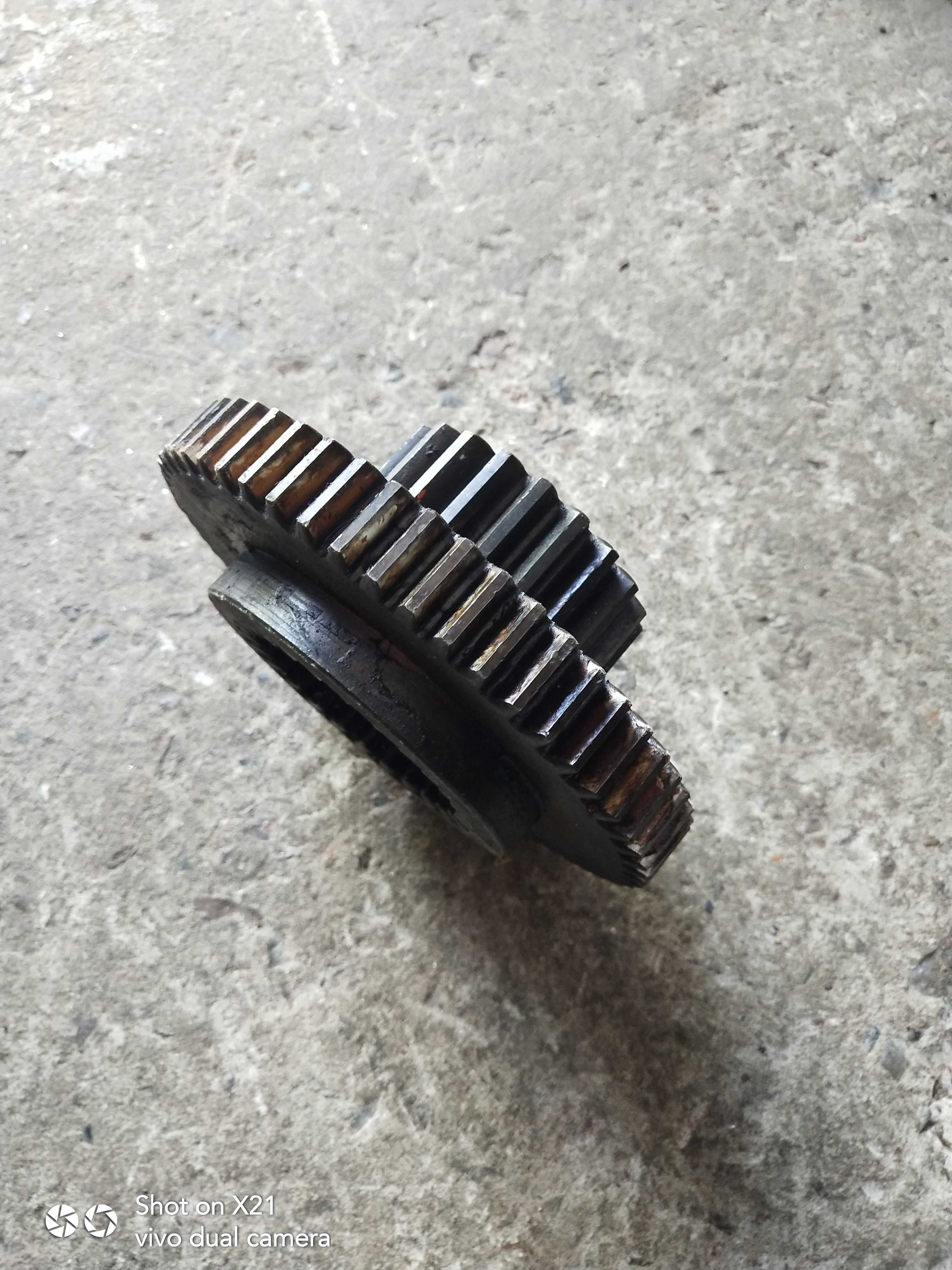 上海二机CK6150A /L7 车床配件内外齿轮Z21/26/56花键645*12