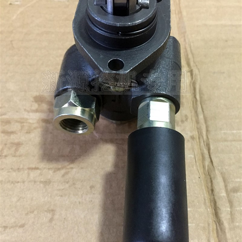 新源65-75-8-9机械轮胎挖掘机 FZCC-1-2行走下传动箱输油泵手油泵