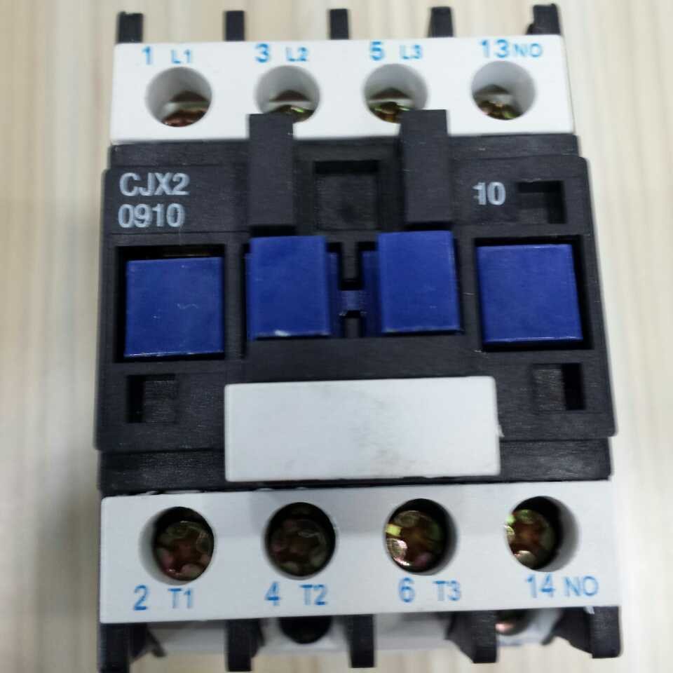 CJX2-0910 220V交流接触器 LC1-D接触器 9A银点上海人民直销价