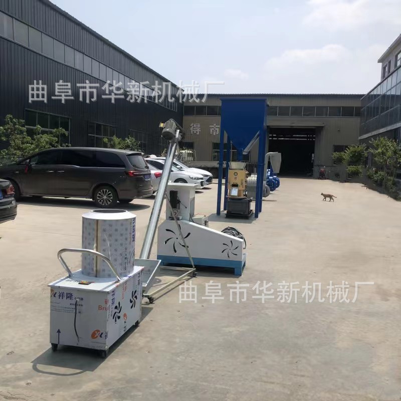 新款鱼饲料膨化机水产养殖饲料膨化机宠物饲料颗粒机