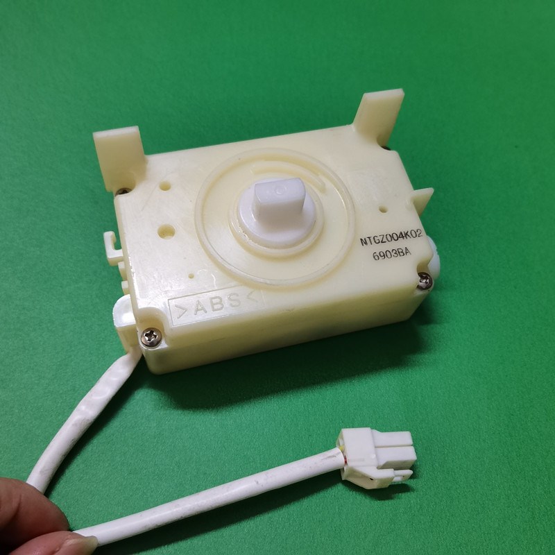 适用于海尔海信惠而浦冰箱制冰电机NTGZ004k02制冰合电机马达