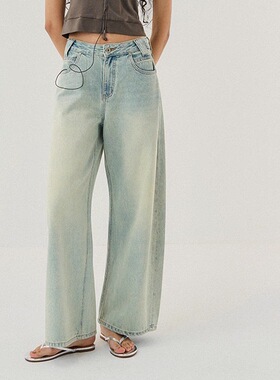 SoloForTwo 蜡面涂层轻解构弧度 复古蓝肌理洗水做旧直筒牛仔裤