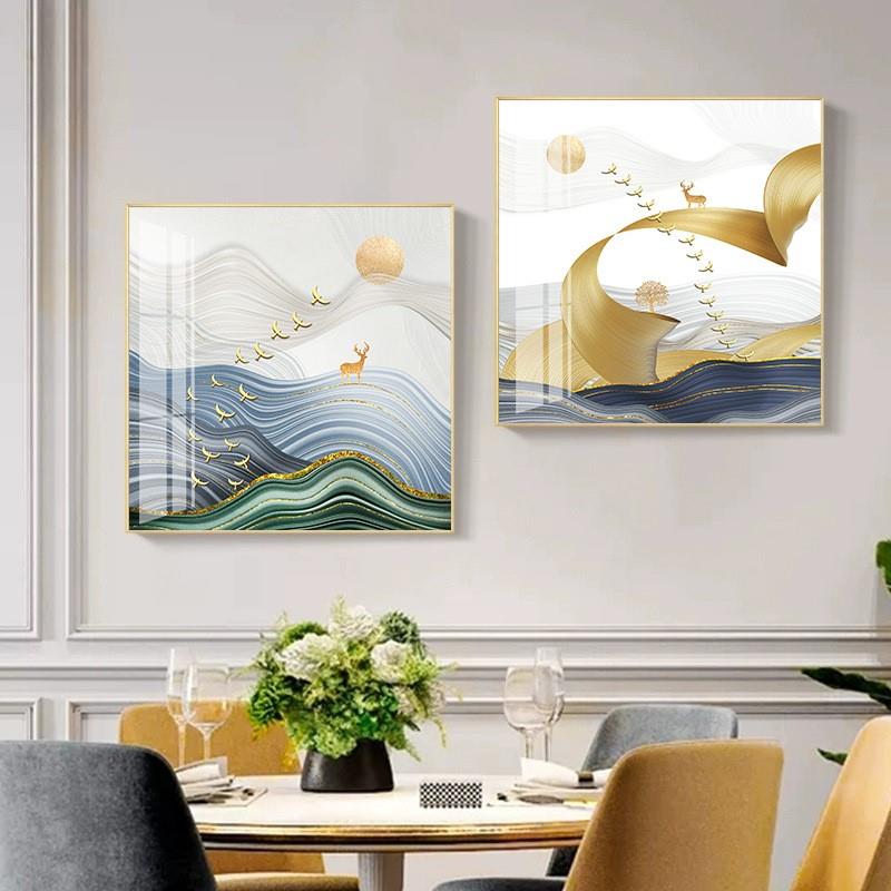 现代轻奢餐厅装饰画现代简约挂画客厅沙发背景墙画正方形麋鹿壁画图片