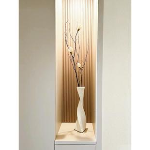 扭转细高陶瓷黑白花瓶北欧旋转干花花器简约电视柜玄关开放格摆件