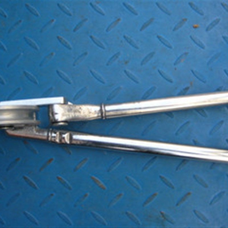 东字牌铜管弯管器10mm,可弯不锈钢管(0.3-0.5左右)