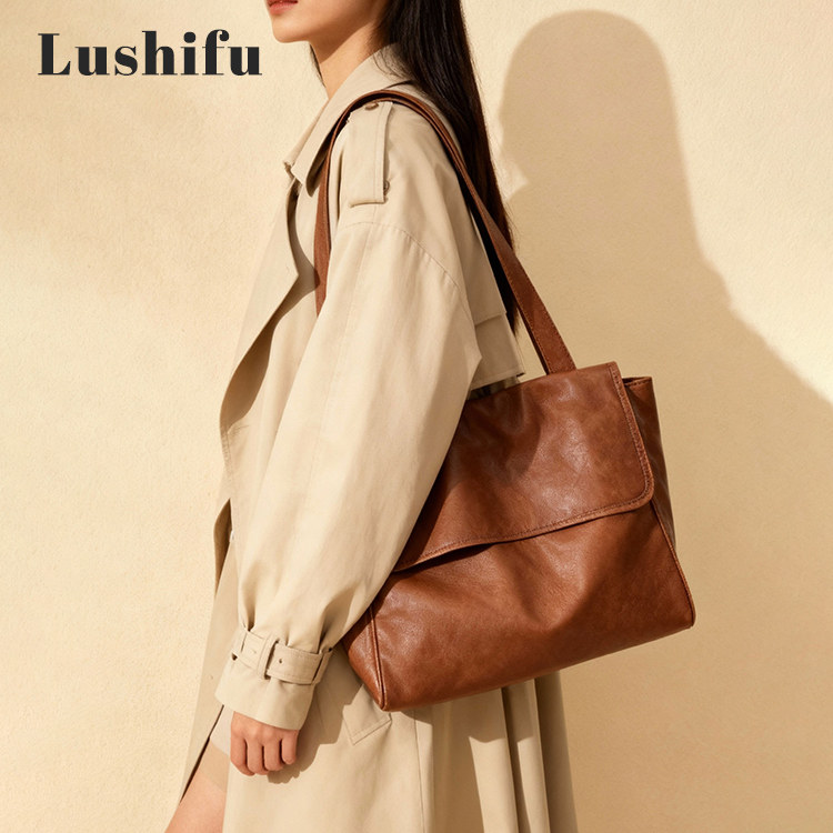 鹿师傅复古真皮托特包女上班通勤大容量邮差包单肩腋下小众包包女,箱包皮具/热销女包/男包,托特包,淘宝优惠券,粉丝福利购,淘宝优惠卷