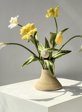 态生活轻奢诧寂风莫兰迪拉丝纹陶瓷花瓶客厅书房高颜值装饰品摆件