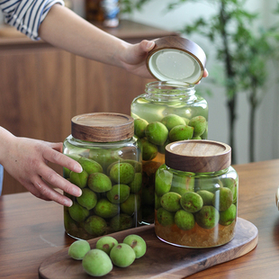 大容量青梅酒泡酒罐杨梅酒果酒发酵罐高硼硅玻璃密封罐家用酿酒瓶