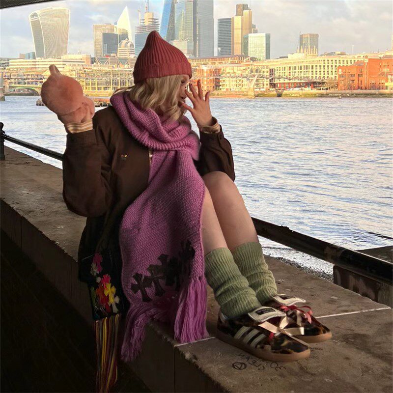 十字架拼皮超飒款长款情侣围巾女秋冬新款高级感流苏经典披肩围脖