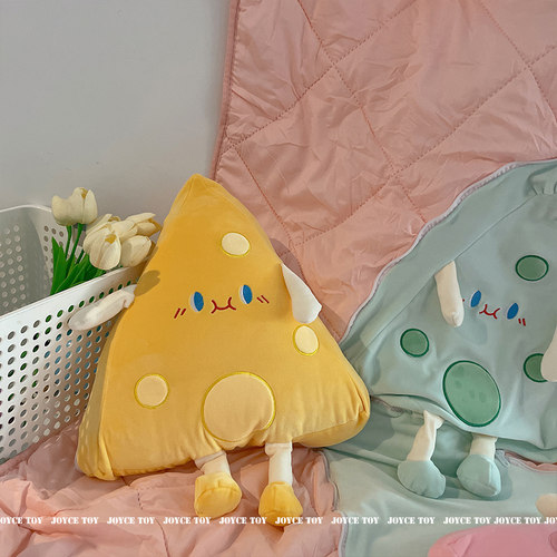 卡通芝士车用折h叠抱枕被子两用冬季加厚空调被办公室午睡毯子四