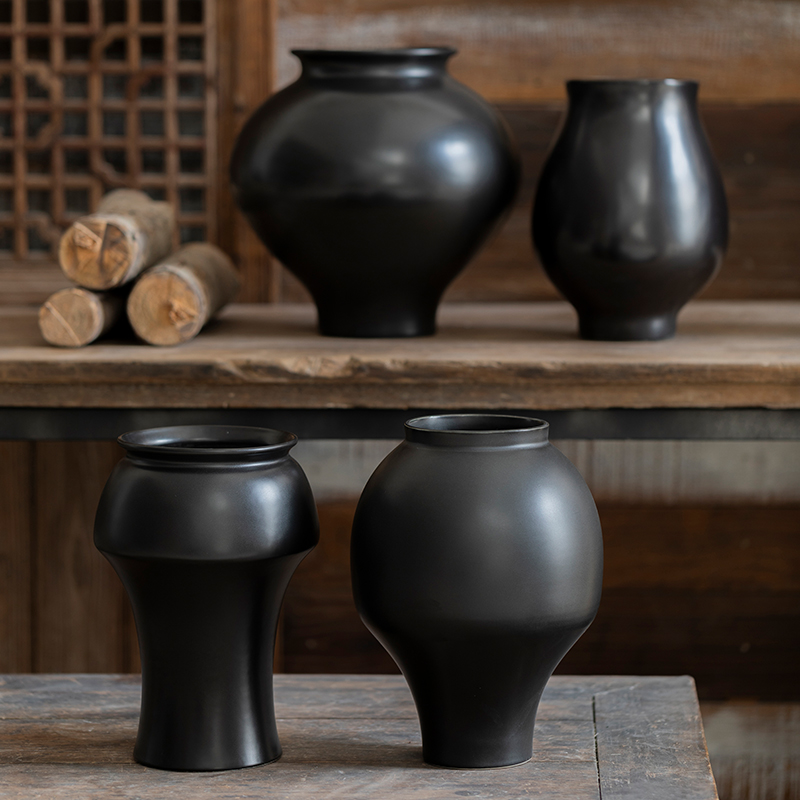 景德镇侘寂风复古黑色日式花瓶