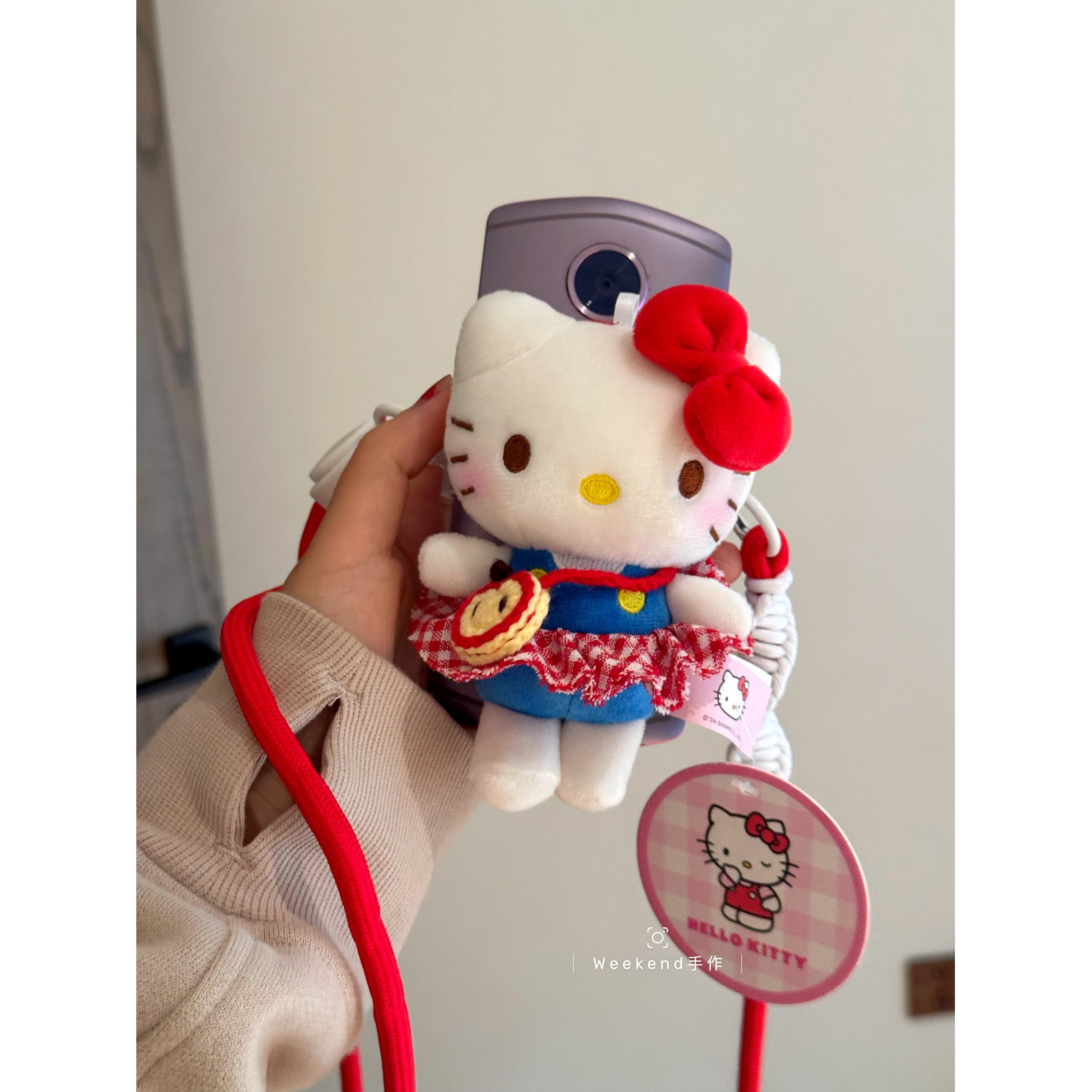 正版hellokitty毛绒公仔定制手机背夹送闺蜜生日礼物可爱卡通礼物