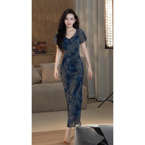 【yola】轻熟风收腰褶皱连衣裙女名媛风晕染印花鱼尾长裙YS10039