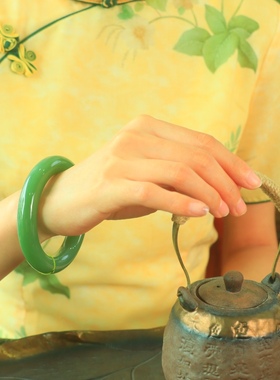 和田玉老坑鸭蛋青碧玉玉镯平安镯