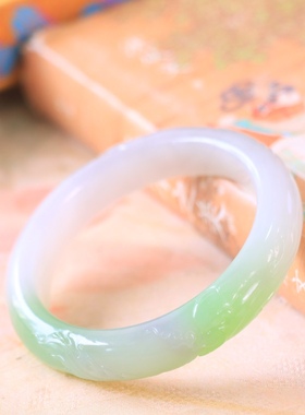 新疆和田玉冰底翠青手镯正圈