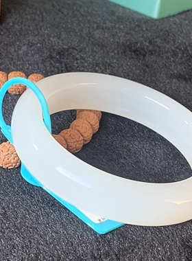 和田玉白玉手镯女款正圈山料玉镯