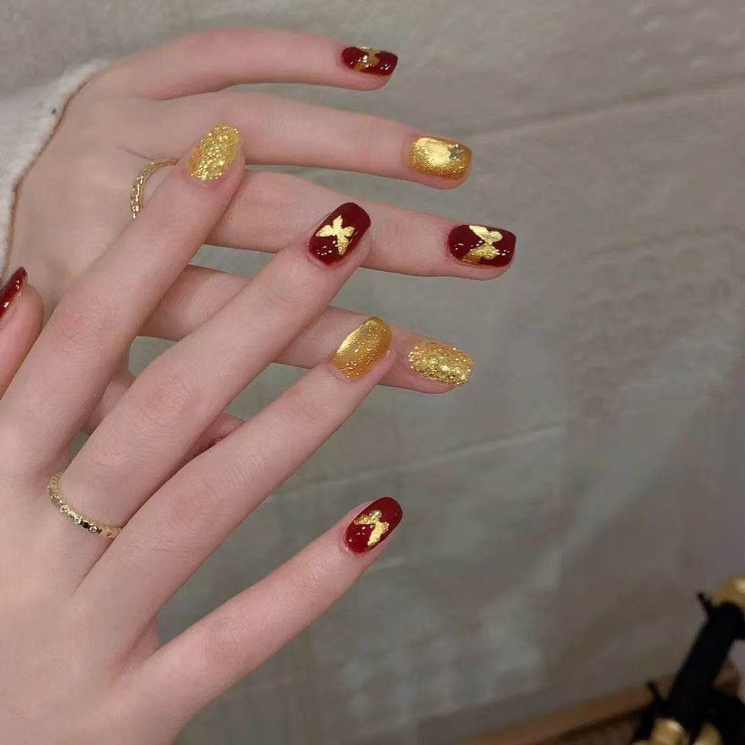 【红金闪蝶】纯手工穿戴甲爆闪金色猫眼蝴蝶美甲气质显白短款穿戴,彩妆/香水/美妆工具,穿戴甲/甲片,淘宝优惠券,粉丝福利购,淘宝优惠卷