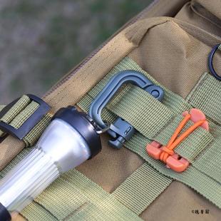 背包D扣野营挂钩子设计背包扣包包钩双肩包户外扣勾扣配件外挂扣