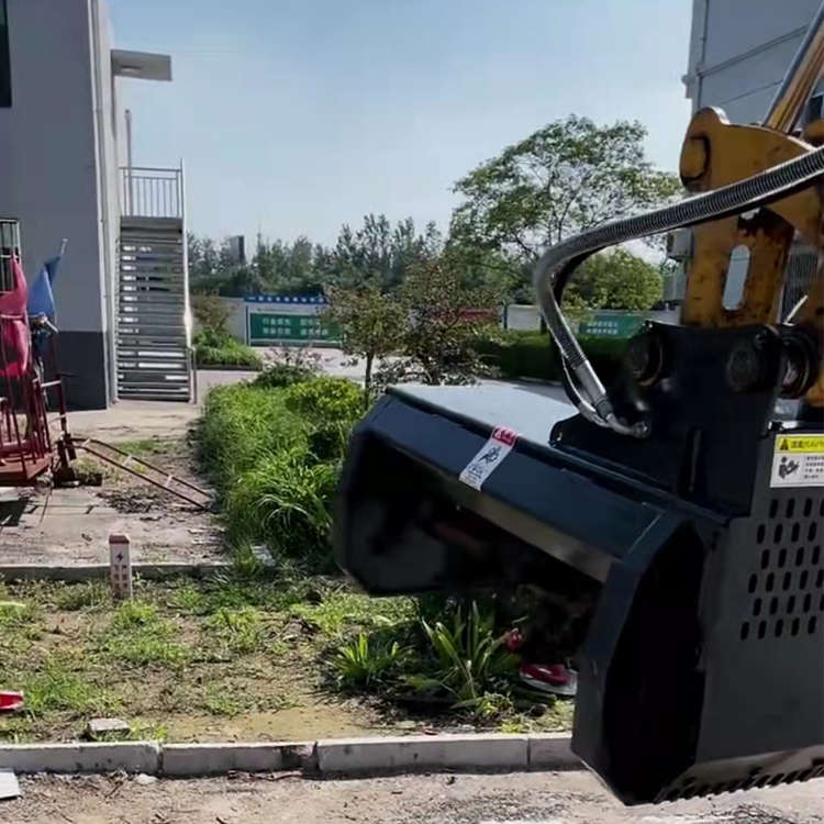 挖掘机割草机小型挖m机改装除草机旋耕机挖机属具打草机液压碎草