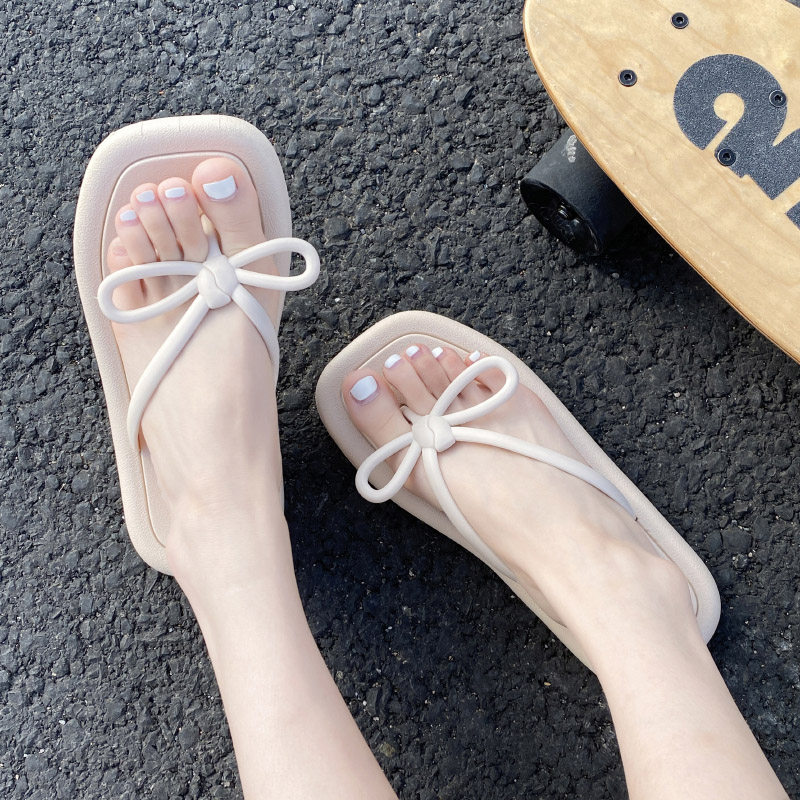 人字拖女夏天外穿防滑学生蝴蝶结仙女风休闲海边度假沙滩夹脚拖鞋
