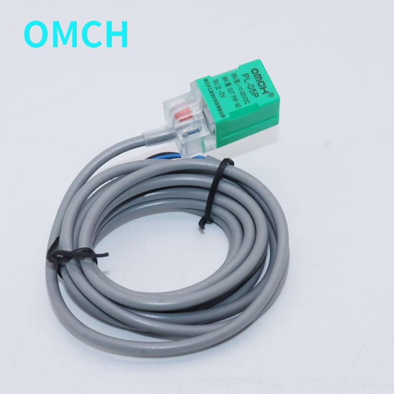 沪工 方形电感式接近开关金属传感器 PL-05P 3线PNP常开 DC10-30V
