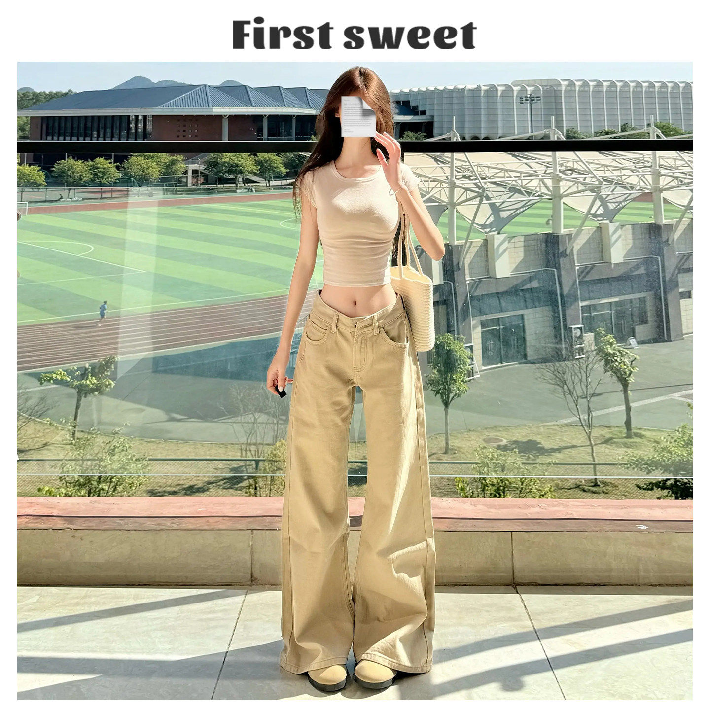 卡其色低腰微喇牛仔裤女2026年春季新款宽松显瘦美式直筒喇叭裤子