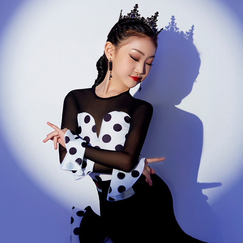 星辰拉丁舞服女儿童新款套装波点纱气质高级感公主袖表演服练功服