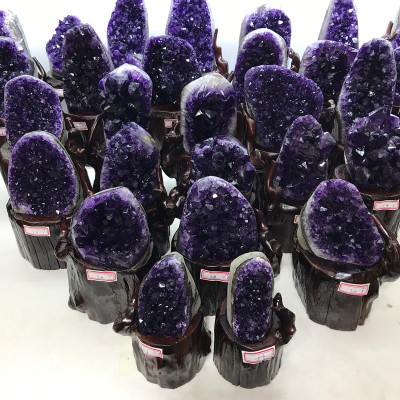 乌拉圭天然紫晶洞簇块招聚财 原矿石紫水晶摆件 消磁镇宅办公家庭