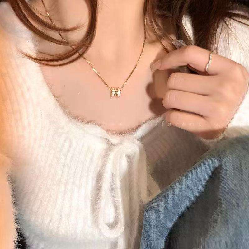 韩版简约新款潮流轻奢设计感字母