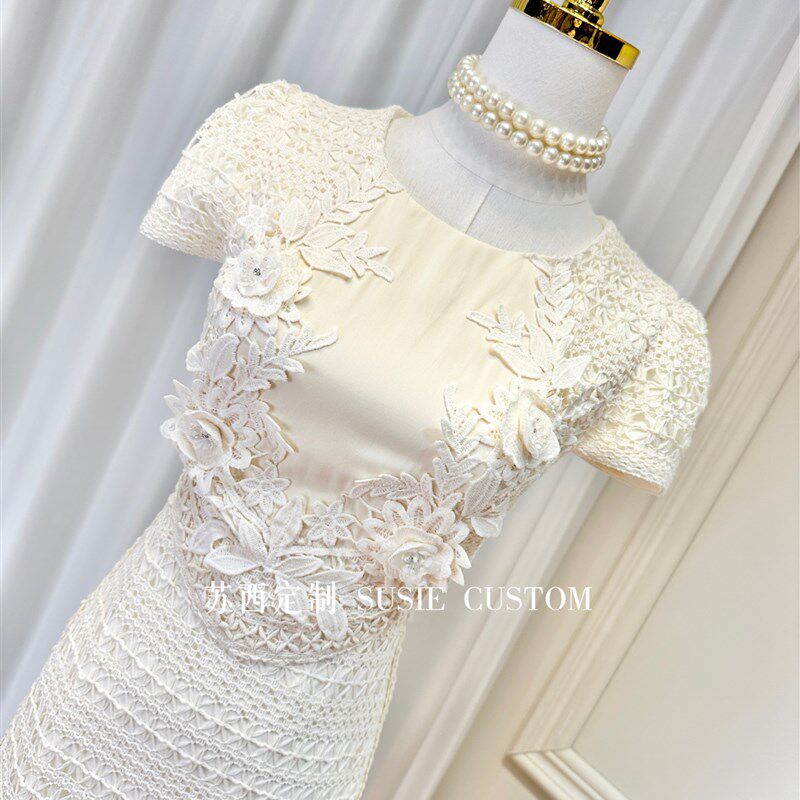 高定小众设计款手工编织镂空网面料立体串珠花朵镂空腰开叉包臀裙