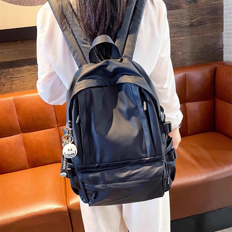 轻便防水大容量双肩包女新款旅行背包高级感通勤学生书包