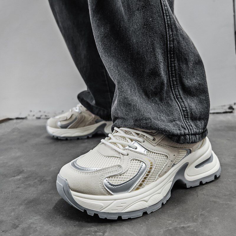 钢头劳保鞋男款夏季透气轻便2025新款带钢板四季男防砸防刺穿软底