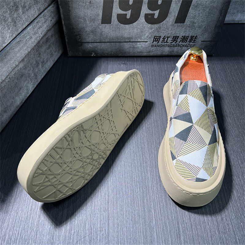 一脚蹬男鞋2024新款夏季透气迷彩帆布板鞋男款百搭潮流运动休闲鞋