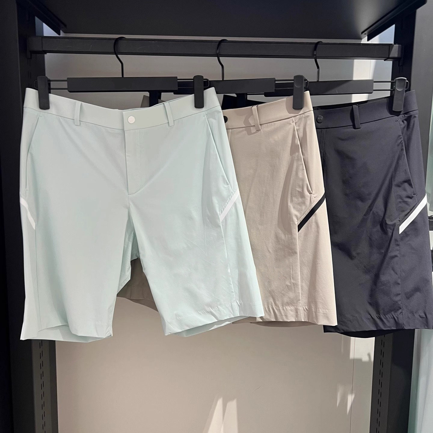 25年夏季新款高尔夫服装男士纯色修身短裤时尚百搭休闲运动裤