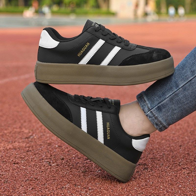 劳保鞋女款2024新款夏季轻便透气防臭安全防砸鞋久站不累德训鞋女