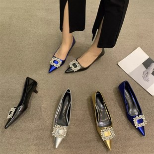 尖头猫跟单鞋女春季法式水钻方扣3公分小跟鞋低跟细跟气质高跟鞋