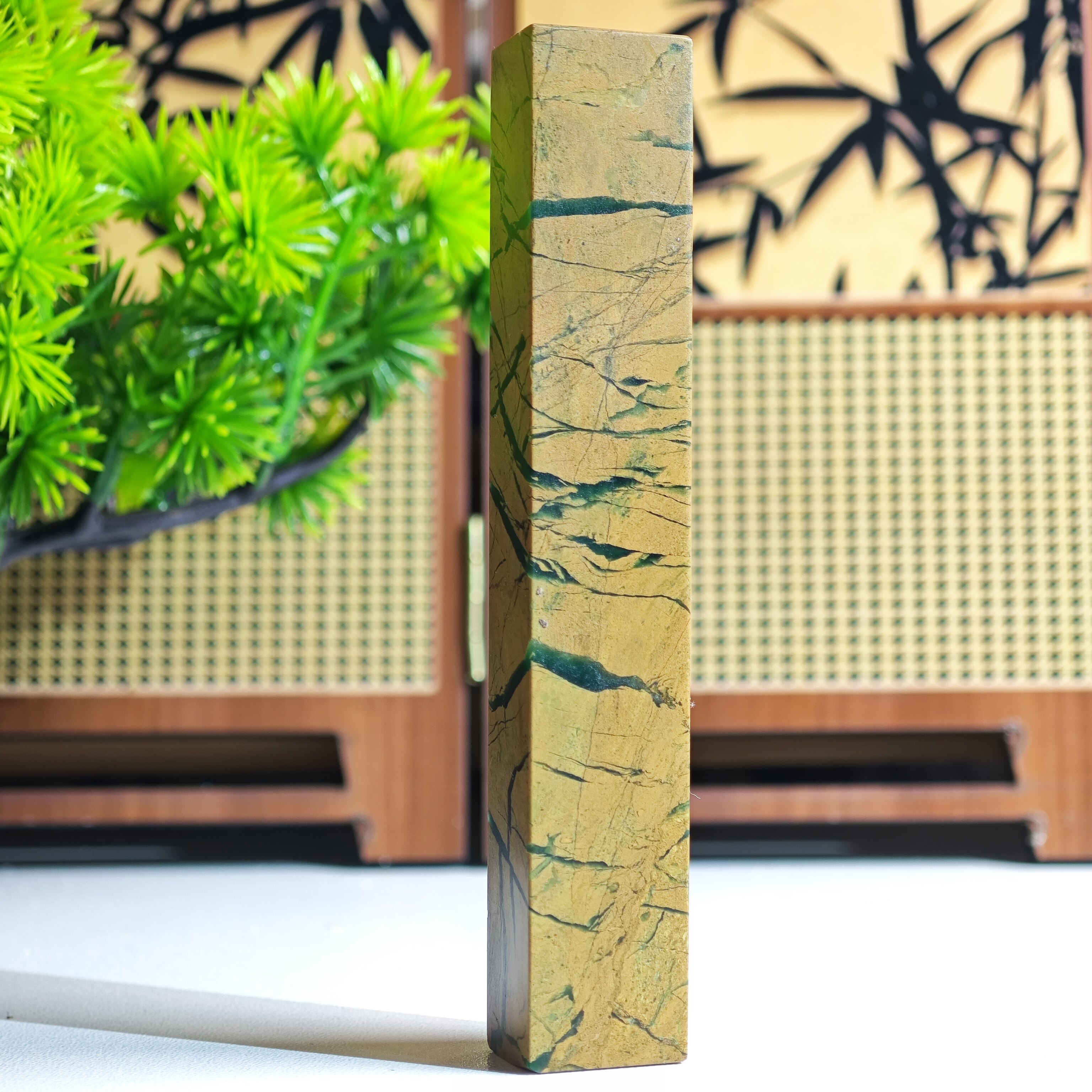 1.5x1.6x10.1cm,雅安绿六面平素章摆件,完整
